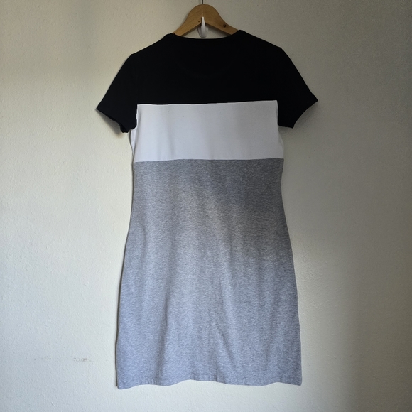 DKNY Woman Sport Dress Size Small - Picture 2 of 5